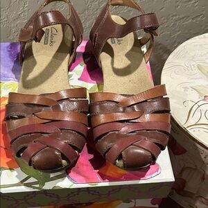 Clarks Women's Tan Leather Sandals